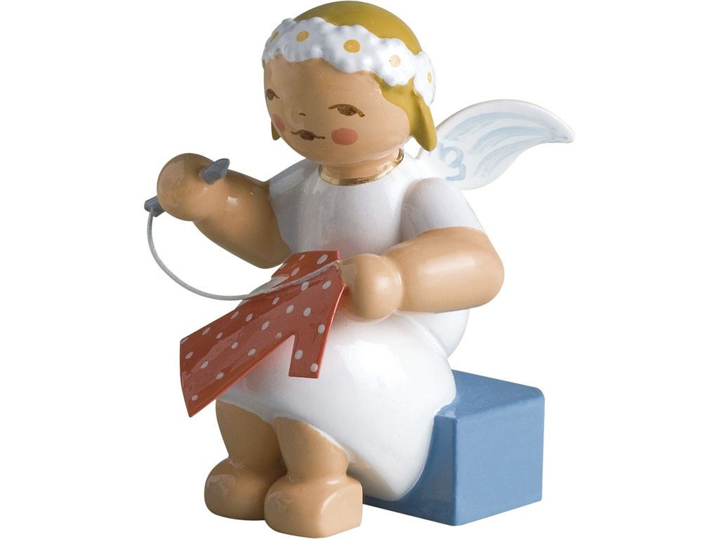 Margeritenengel mit Nadel und Faden 