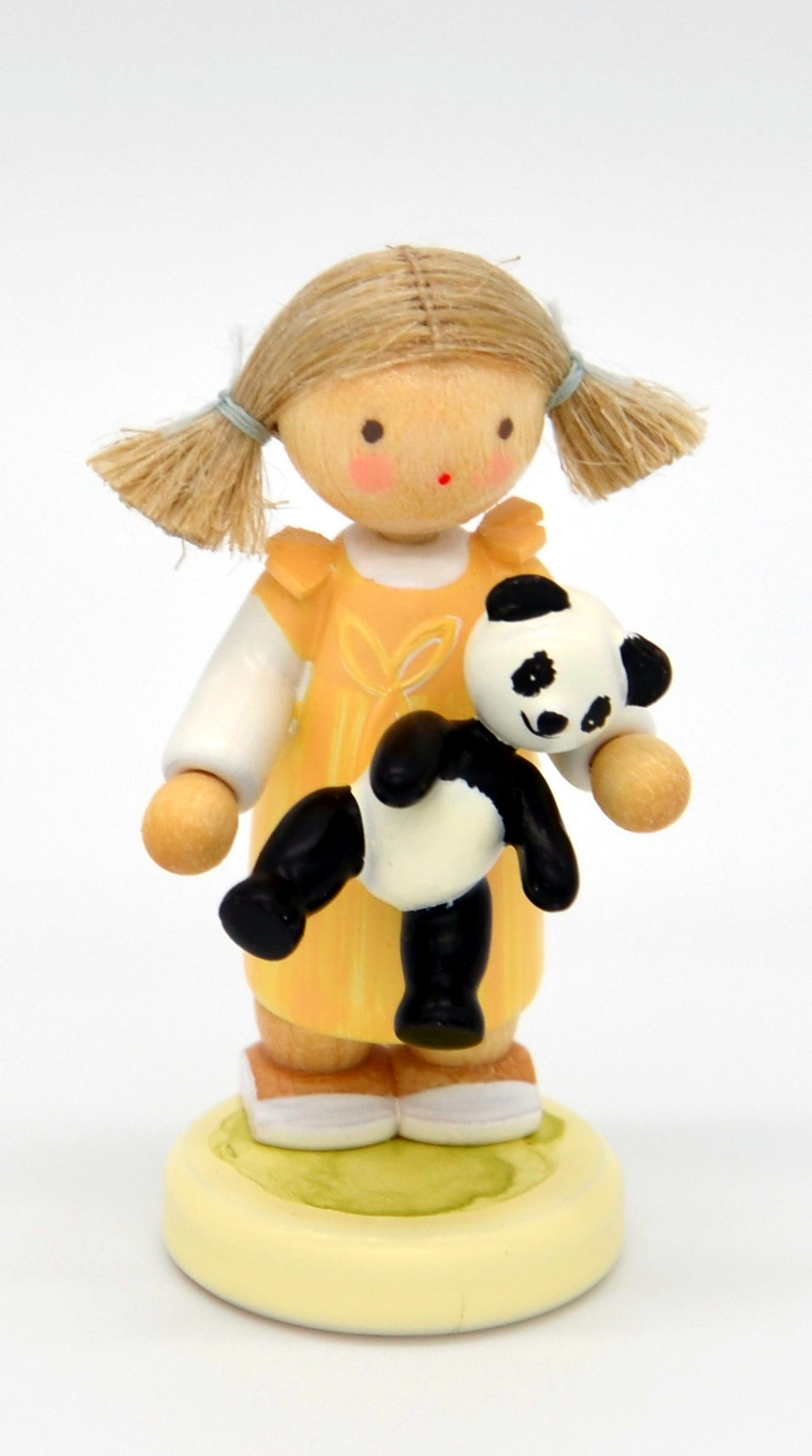 Mädchen mit Panda