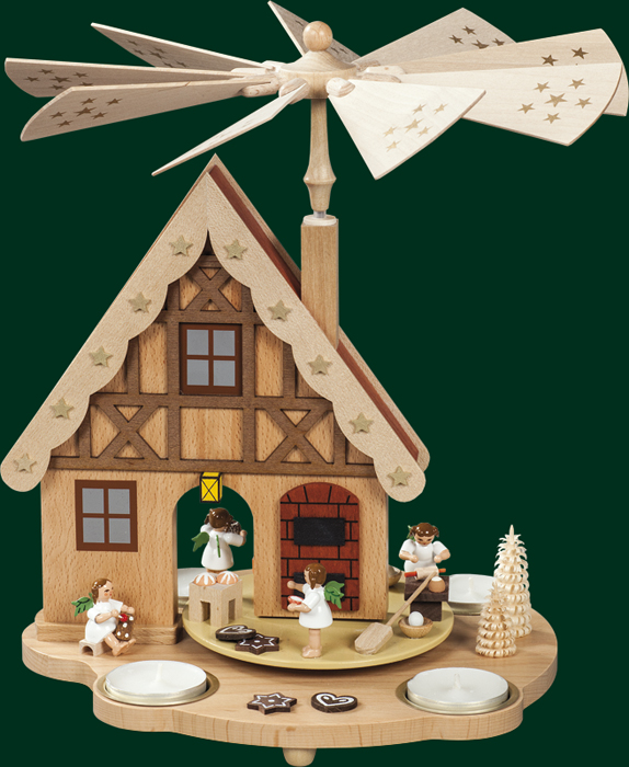 Tischpyr. Haus Engelbäckerei